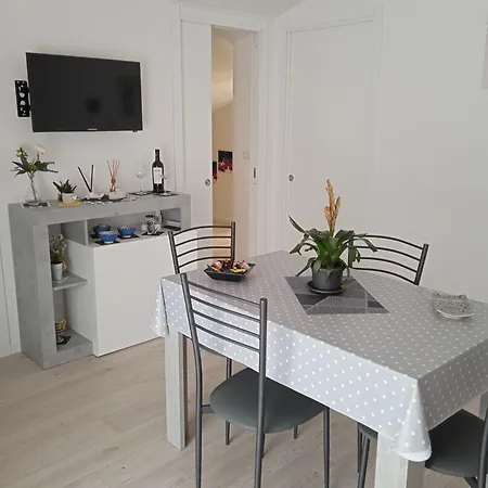 Endless Summer Apartment Giardini Naxos